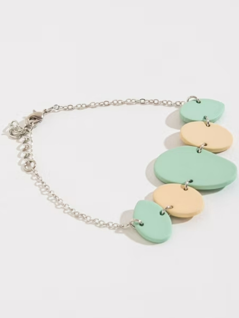 Howards Frida Clay Bracelet Tourquois & Cream With Silver Chain